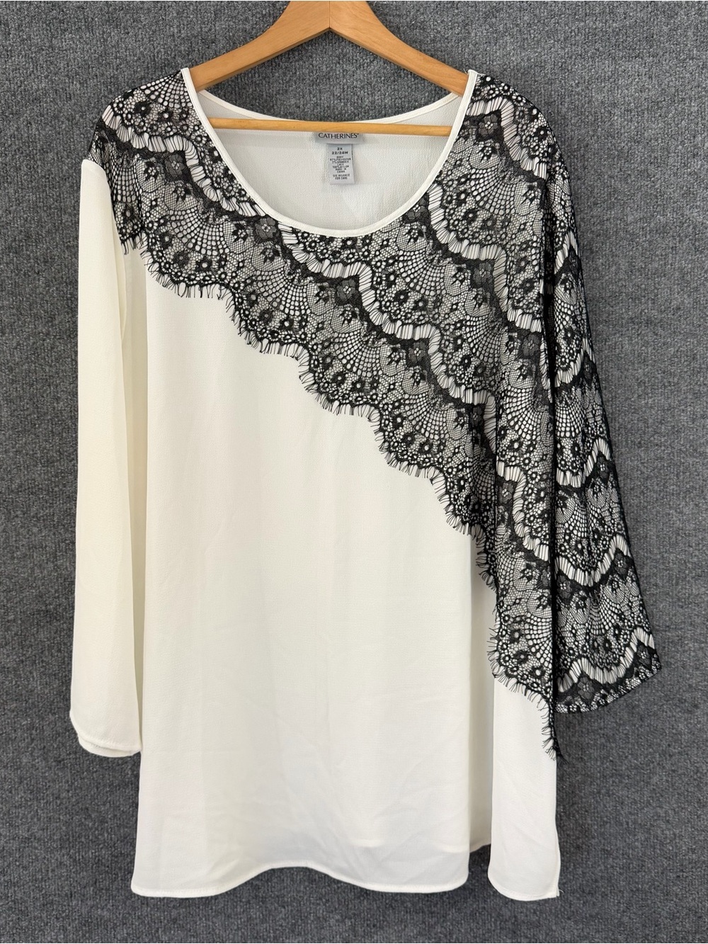 Catherines Womens 2X Lace Top 3/4 Sleeve White Black Office Feminine Flowy